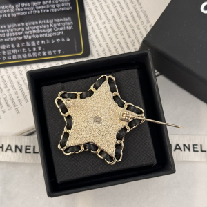Chanel CC Star Chain Leather Brooch