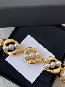 Chanel Gold Metal Pearls Necklaces