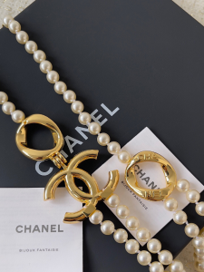 Chanel CC Logo Pearls Necklaces