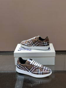 Burberry Vintage Check Terrace Low Top Sneakers Beige Burberry Vintage Check Terrace Low Top Sneakers Beige
