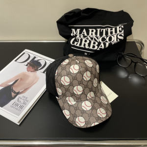 Gucci Beige GG Canvas Baseball Cap Hat