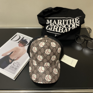 Gucci Beige GG Canvas Baseball Cap Hat