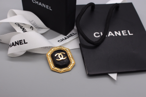Chanel CC Black Gold Brooch