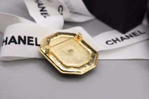 Chanel CC Black Gold Brooch