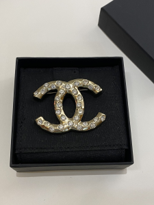 Chanel Diamonds Gold CC Logo Brooch