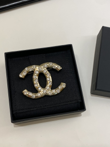Chanel Diamonds Gold CC Logo Brooch