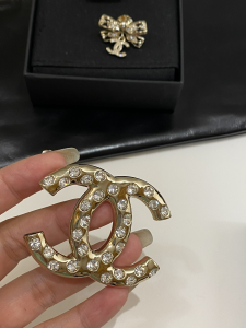 Chanel Diamonds Gold CC Logo Brooch
