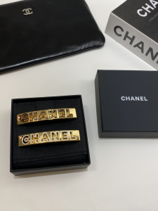 Chanel Vintage Logo Hair Clip Gold