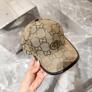 Gucci Beige GG Canavs Baseball Cap Hat