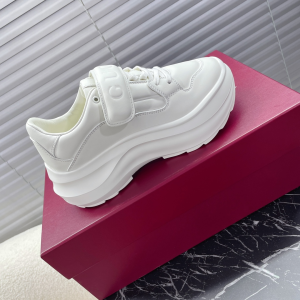 Gucci Rhyton Leather Sneakers