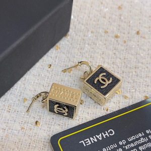 Chanel CC Logo Square Earrings Black
