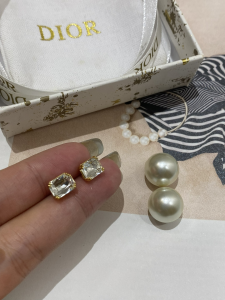 Dior Tribales Pearls Earrings