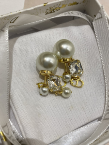Dior Tribales Pearls Earrings