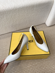 Fendi White Leather Pumps 100MM