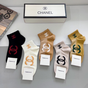 Chanel CC Logo Knitted Socks