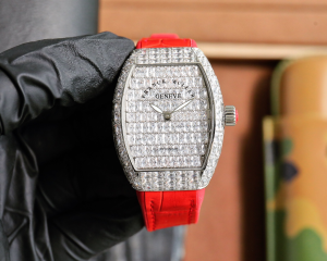 Franck Muller Geneve Diamonds Silver Dial Watch Red 32MM Franck Muller Geneve Diamonds Silver Dial Watch Red 32MM