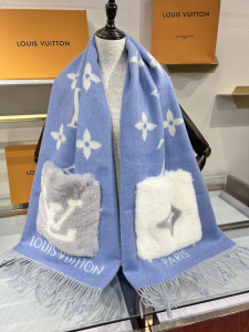 Louis Vuitton LV Reykjavik Fur Scarf Blue