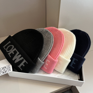 Loewe Logo Knitted Wool Beanie Black