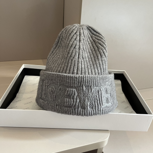Loewe Logo Knitted Wool Beanie Grey