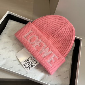 Loewe Logo Knitted Wool Beanie Pink