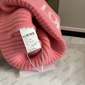 Loewe Logo Knitted Wool Beanie Pink