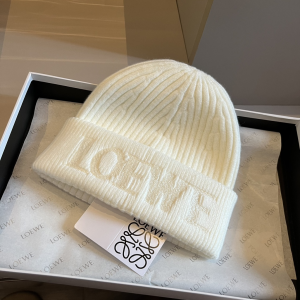 Loewe Logo Knitted Wool Beanie White