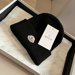Moncler Knitted Wool Beanie Black