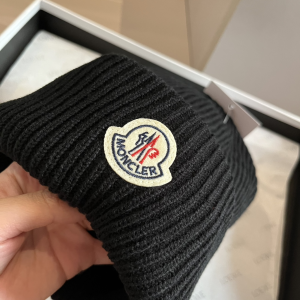 Moncler Knitted Wool Beanie Black