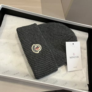 Moncler Knitted Wool Beanie Grey