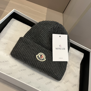 Moncler Knitted Wool Beanie Grey