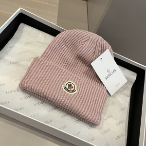 Moncler Knitted Wool Beanie Pink