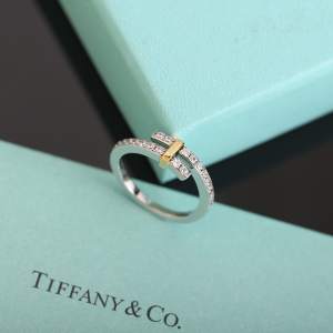 Tiffany Edge Diamonds Rings