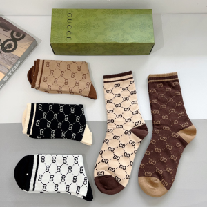 Gucci GG Logo Knitted Cotton Socks