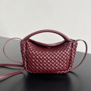 Bottega Veneta Mini Cobble Top Handle Bag Barolo Burgundy Padded Intreccio Leather Bottega Veneta Mini Cobble Top Handle Bag Barolo Burgundy Padded Intreccio Leather