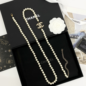 Chanel CC Logo Pearls Long Necklaces
