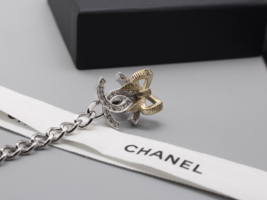 Chanel CC Logo Bowknot Brooch