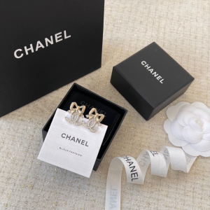 Chanel CC Logo Bowknot Earrings
