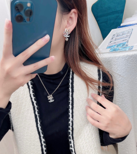 Chanel CC Logo Bowknot Earrings