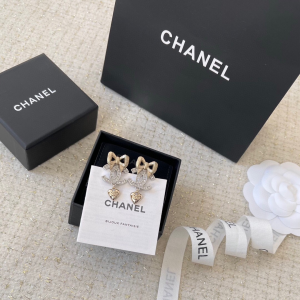 Chanel CC Logo Bowknot Earrings