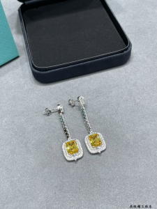 Tiffany Diamonds Pendant Earrings