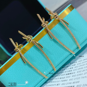 Tiffany Knot Diamonds Earrings