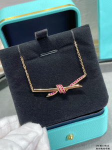 Tiffany Knot Diamonds Pendant Necklaces