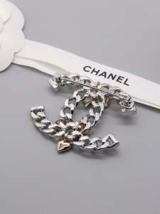 Chanel Chain CC Bowknot Brooch