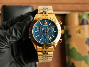 Versace Medusa Chrono Master Blue Dial Watch Yellow Gold 45MM Versace Medusa Chrono Master Blue Dial Watch Yellow Gold 45MM