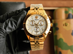 Versace Medusa Chrono Master White Dial Watch Yellow Gold 45MM Versace Medusa Chrono Master White Dial Watch Yellow Gold 45MM