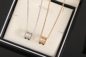 Chopard Ice Cube Pendant Necklaces with Diamonds Chopard Ice Cube Pendant Necklaces with Diamonds