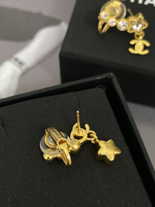 Chanel CC Diamond Star Earrings Gold
