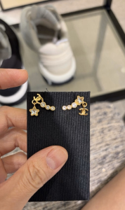 Chanel CC Diamond Star Earrings Gold