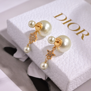 Dior Tribales Pearl Earrings