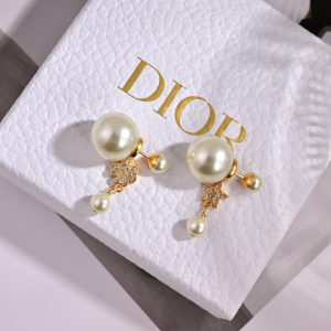 Dior Tribales Pearl Earrings